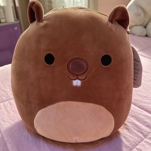 NWT Squishmallows Gilbert the Beaver 8in Plush